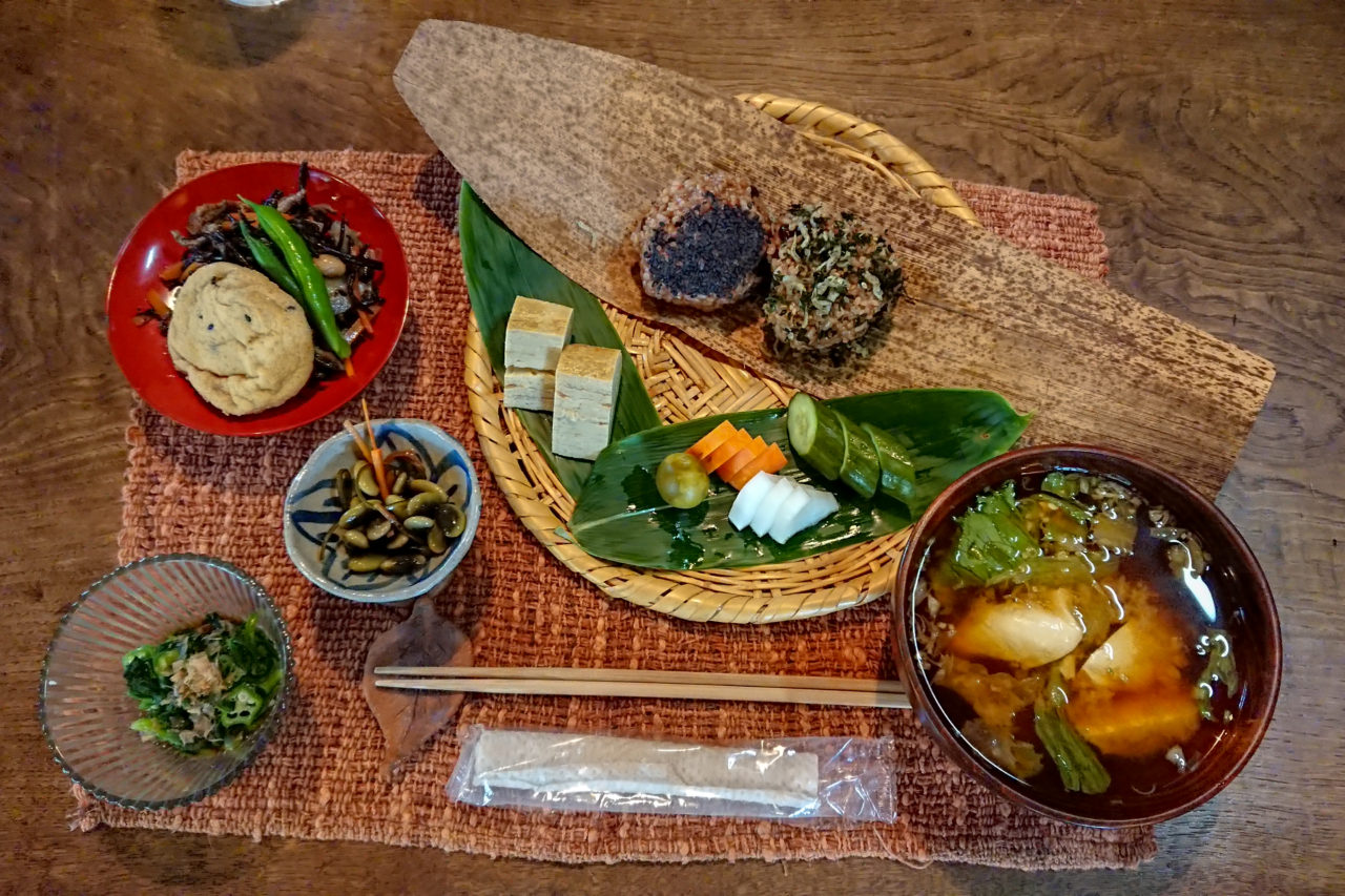 茶房パニ 自然に癒されるおしゃれなカフェ 上田旅